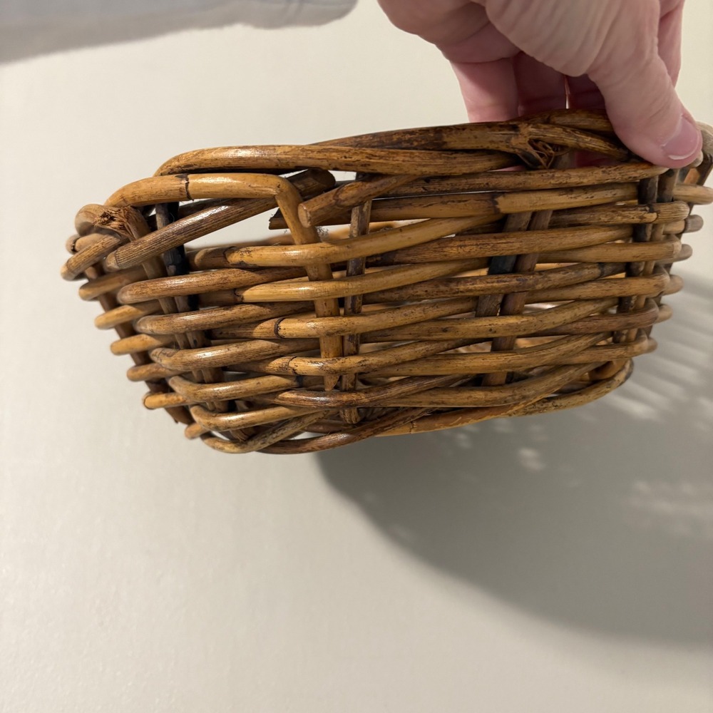 Vtg Round Wicker Basket Thick Weave Boho Decorative Fruit Bowl Brown 10.5in - Picture 8 of 10